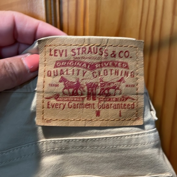 Levi Strauss & Co. Shorts - Picture 4 of 5